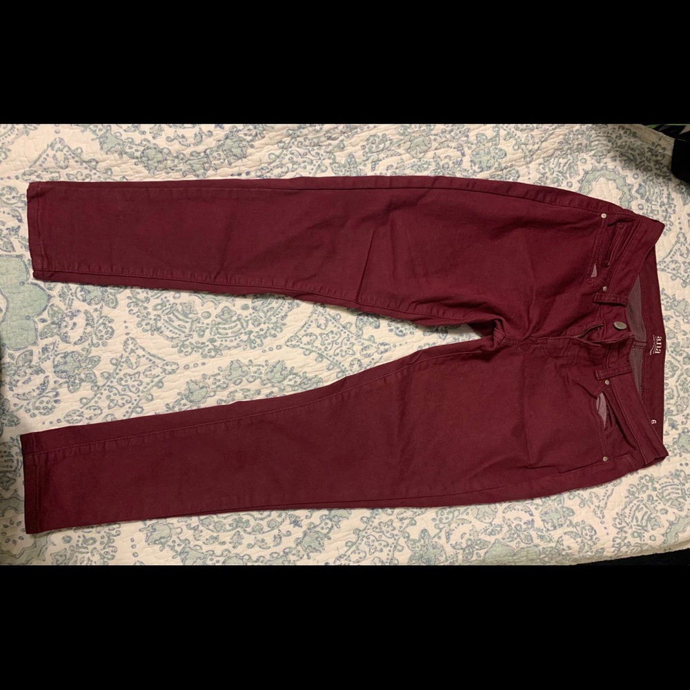 Women’s jeans